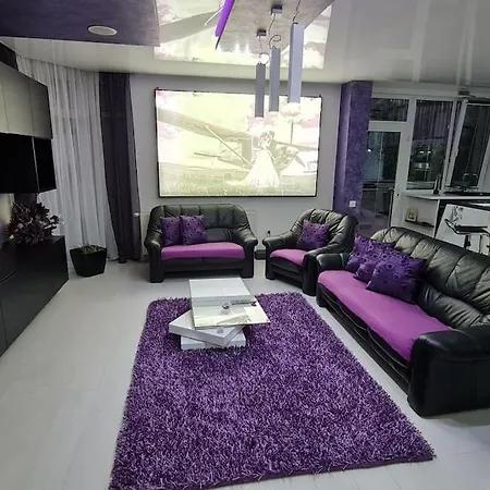 Apartment Melux Airport House *