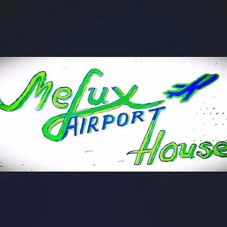 Melux Airport House