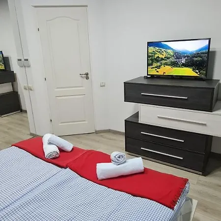 Melux Airport House Apartment Nicolesti